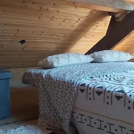 Apartment Fresnay Centre: Logement Chaleureux De Caractere