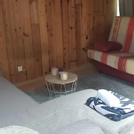 Fresnay Centre: Logement Chaleureux De Caractere