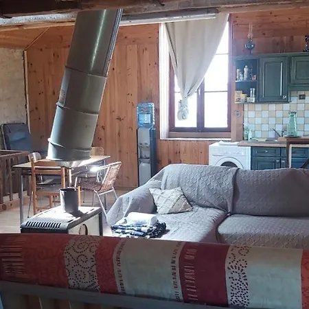 Fresnay Centre: Logement Chaleureux De Caractere *