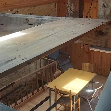 Fresnay Centre: Logement Chaleureux De Caractere *